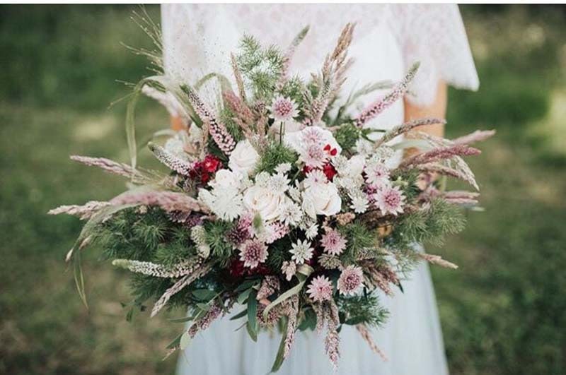 ramo silvestre en tonos pasteles