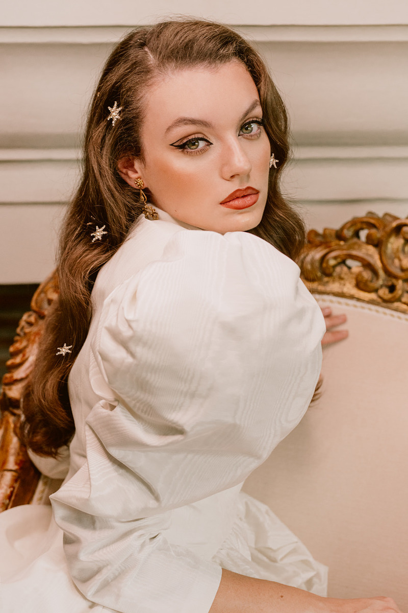 Consigue el look perfecto de pelo y maquillaje