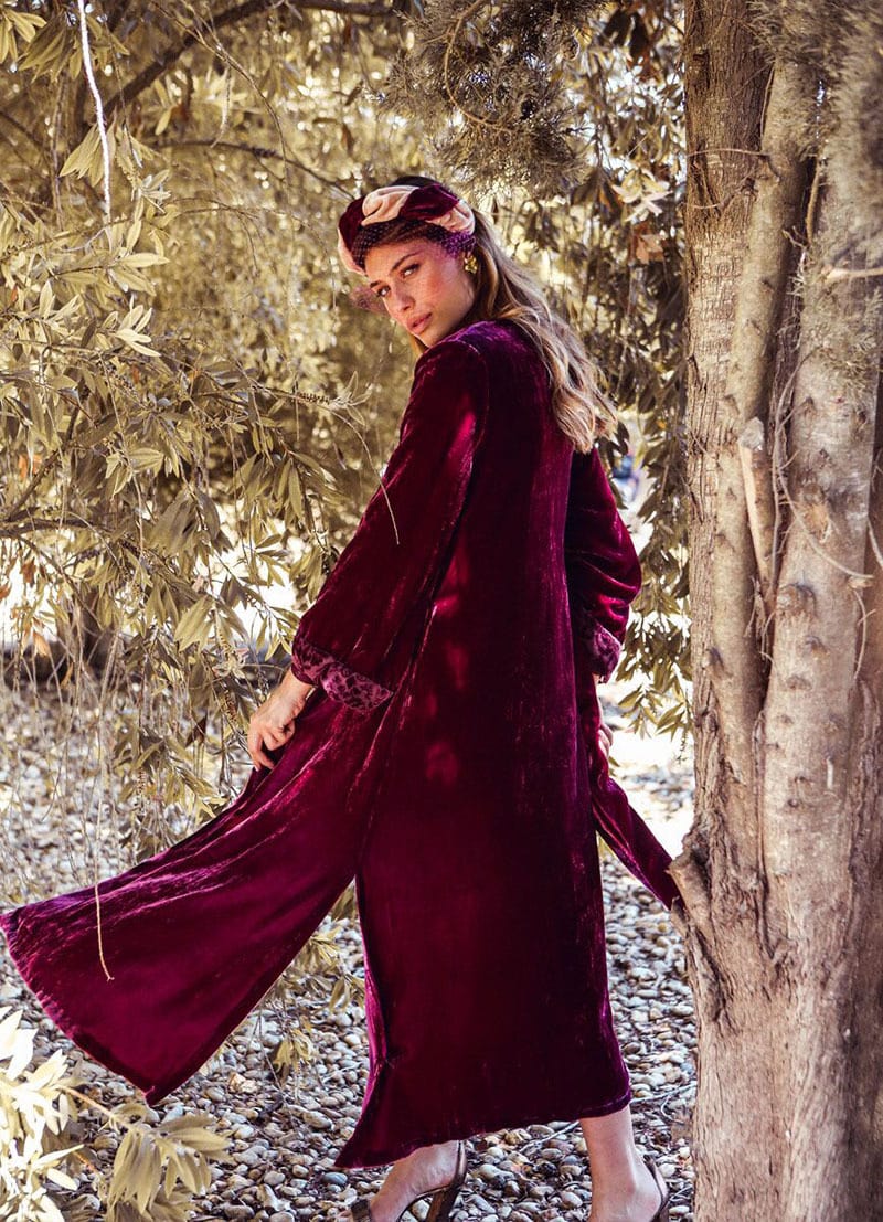 La invitada ideal, kaftan terciopelo