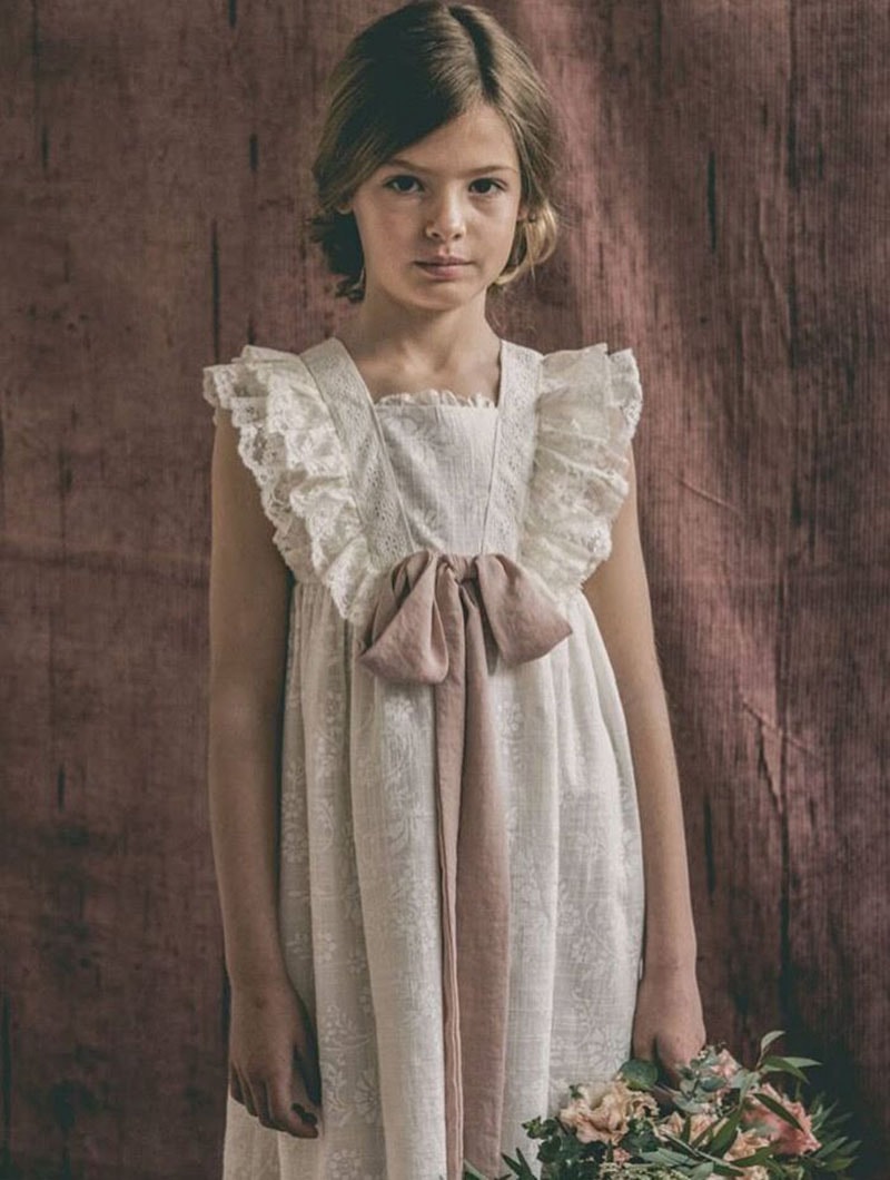 vestido de niña de labube