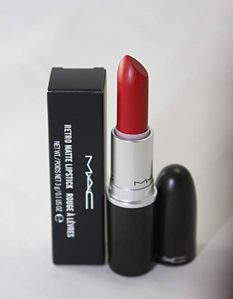 make up, ruby woo labial